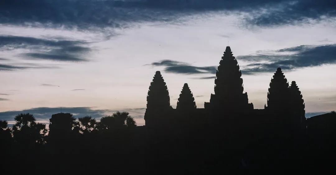 Angkor Wat Complete Guide: Sunrise, Best Temples and Getting Around