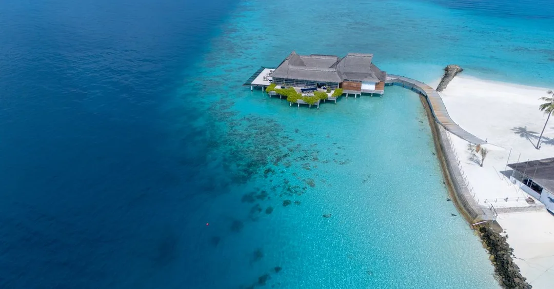Maldives Honeymoon on a Budget: Overwater Bungalows Under 1.5 Lakh