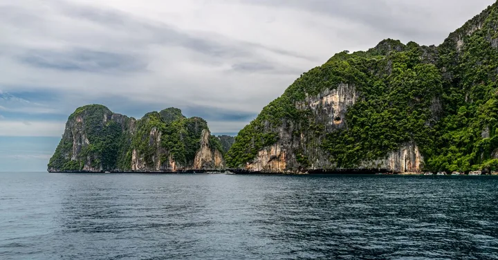 Philippines 7-Day Itinerary for Indians: Manila, Boracay and Cebu