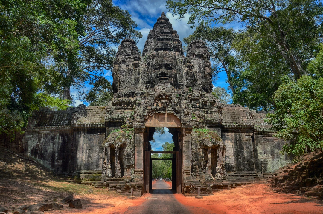 Angkor Wat & Siem Reap Angkor Wat & Siem Reap