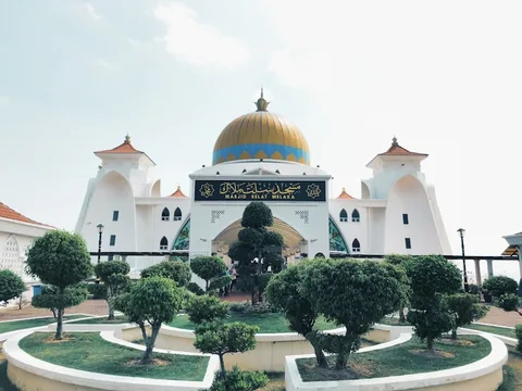 Jame' Asr Hassanil Bolkiah Mosque Jame' Asr Hassanil Bolkiah Mosque