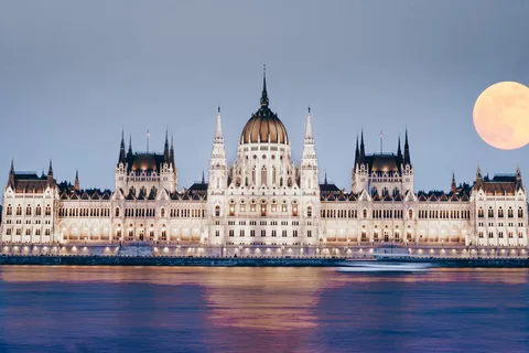 4-Star Hotel Budapest | Safari Sutra Holidays Hungary Package Luxury 4-star hotel interior Budapest Pest side — Hungary tour package accommodation for Indian travellers