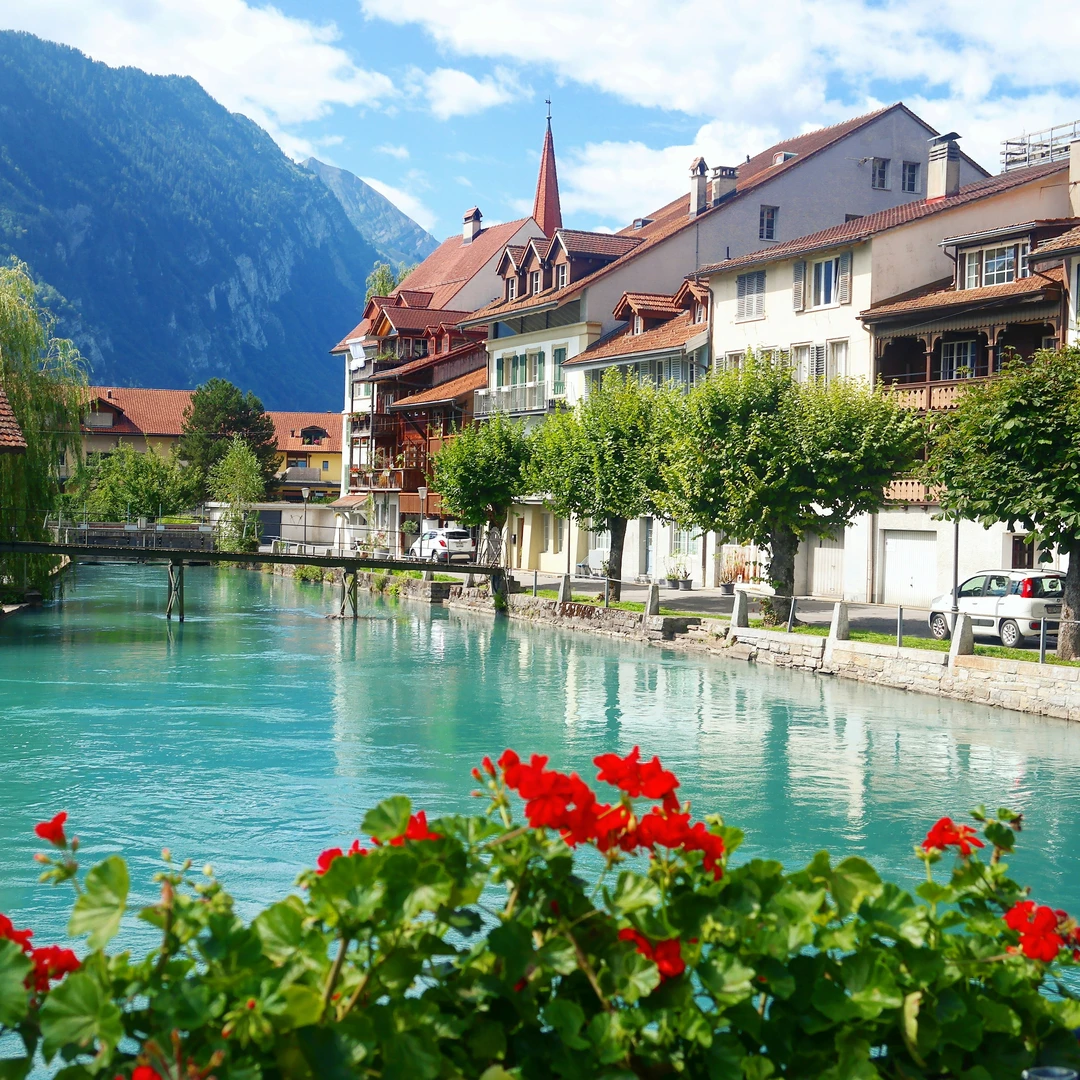 Interlaken & Jungfrau Region – Adventure Hub Interlaken & Jungfrau Region – Adventure Hub