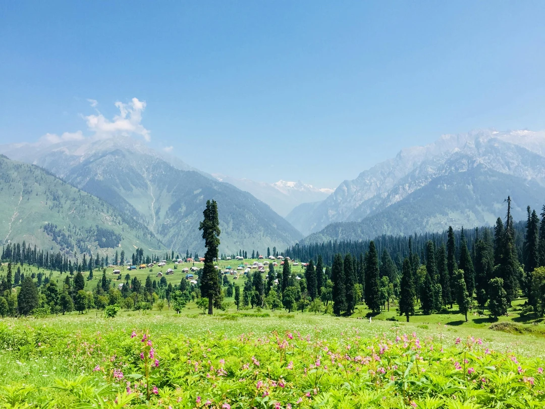 Experience the paradise on Earth with pristine alpine beauty, romantic getaways, adventure activities, and cultural exploration. From snow-clad mountains to serene lakes, Kashmir offers an unforgettable journey.