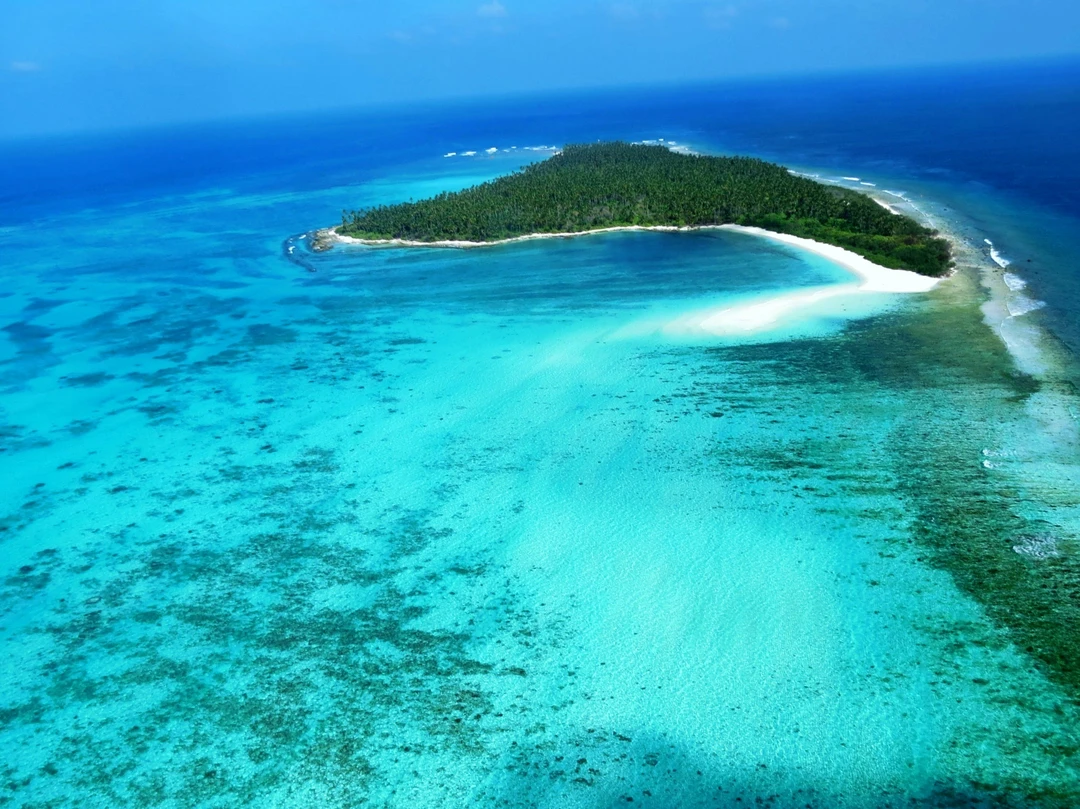 Lakshadweep - Turquoise waters, coral reefs, and barefoot luxury