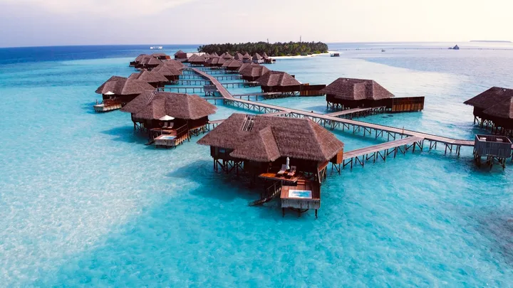 Maldives Honeymoon — The Classic Maldives Honeymoon — The Classic honeymoon package by Safari Sutra