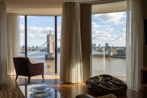 4-Star Hotel London United Kingdom | Safari Sutra Holidays Luxury boutique hotel interior London UK — premium accommodation for Indian travellers | Safari Sutra Holidays