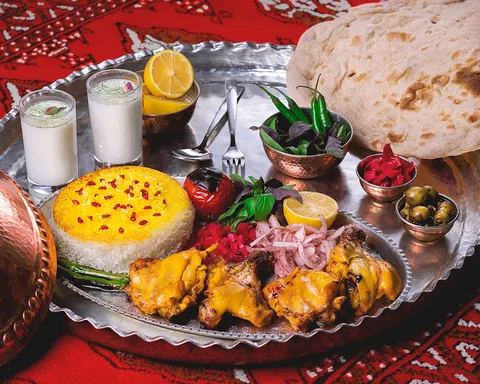 Local Uzbek Cuisine — Plov and Bazaar Food | Safari Sutra Holidays Traditional Uzbek plov rice dish with lamb — local cuisine on Uzbekistan Silk Road tour | Safari Sutra
