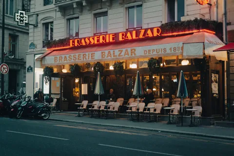 France Unveiled: Paris, Versailles & the Burgundy Countryside gallery 03