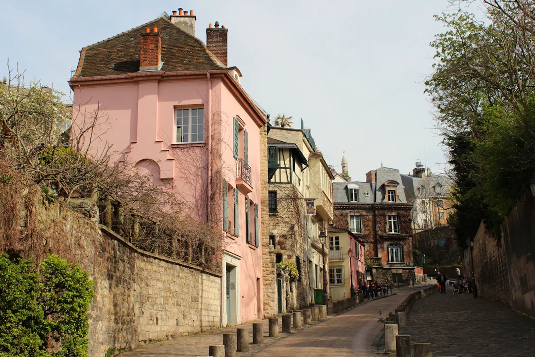 France Unveiled: Paris, Versailles & the Burgundy Countryside gallery 04