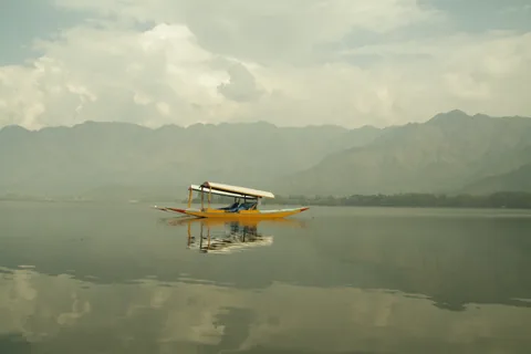Kashmir at a Considered Pace: Four Nights for Travellers Who Know How to Take Their Time gallery 01