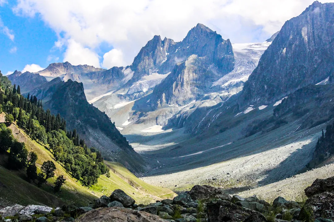Kashmir Honeymoon: Seven Days Across the Valley's Most Romantic Moods gallery 06