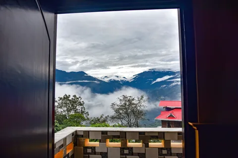 Sikkim Comfort Circuit: Gangtok & Pelling for Senior Travellers gallery 02