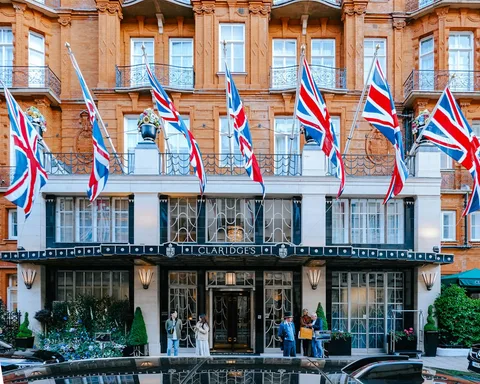 Grand Britain Luxury Circuit: London, Oxford, Cotswolds, Highlands & Bath | Safari Sutra Holidays London 5-star luxury hotel entrance — UK luxury tour package from India | Safari Sutra