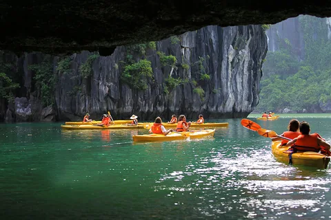 Ha Long Bay & Hoi An: A Vietnam Honeymoon in Two Acts gallery 01