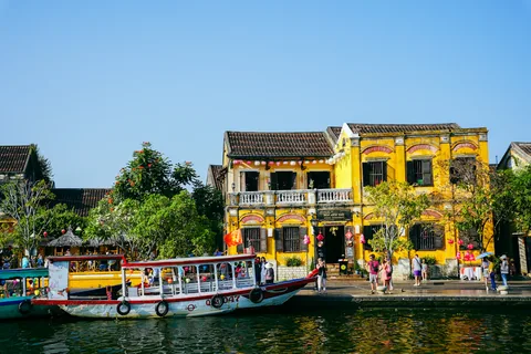 Vietnam Across the Centuries: Hanoi, Hoi An & Ho Chi Minh City Cultural Journey gallery 02