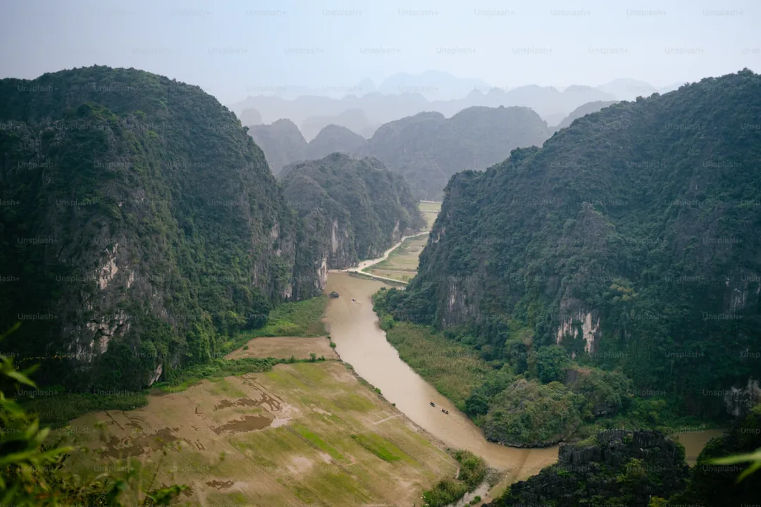 The North Vietnam Frame: Sapa Terraces, Ha Giang Loops & Hanoi at First Light gallery 06